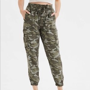 American Eagle Camo Joggers